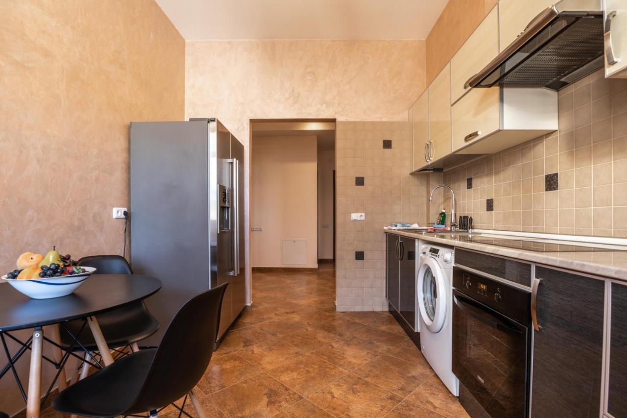 Stay Inn Apartments On Amiryan 4-6 Erevan Exterior foto
