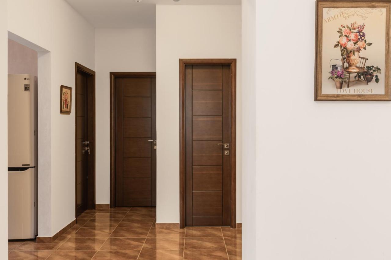 Stay Inn Apartments On Amiryan 4-6 Erevan Exterior foto