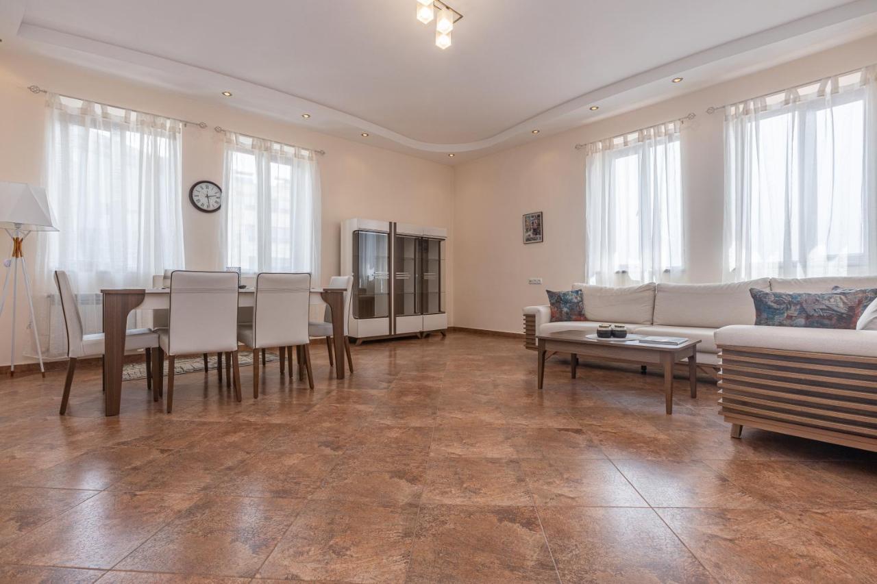 Stay Inn Apartments On Amiryan 4-6 Erevan Exterior foto
